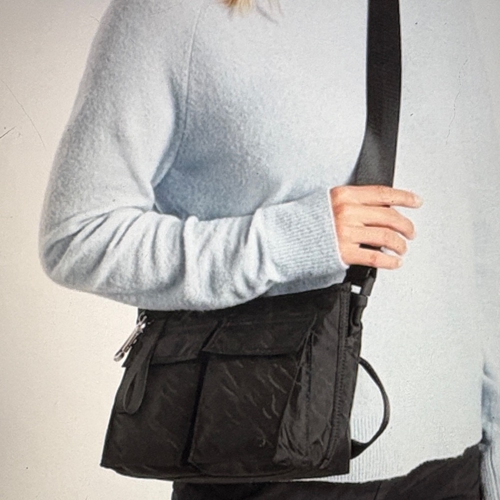 Athleta Travel Crossbody Bag Black